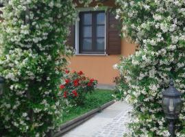 Agriturismo Cascina Aguzza: Oleggio'da bir otel