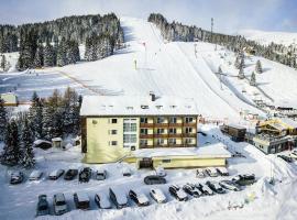 Lachtalhaus – hotel w mieście Lachtal