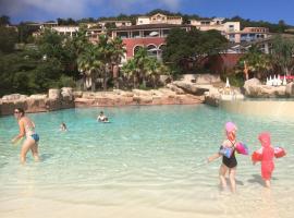 LES RESTANQUES DE SAINT-TROPEZ, hotel en Grimaud