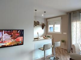 Apartamento a 150 metros del Mar, parking y Wifi