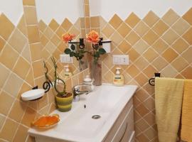 Appartamento " CENTRAL", hotel in Arzachena