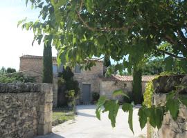 Mas Oréa côté piscine