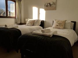 Kings Lodge, Hotel in Telford