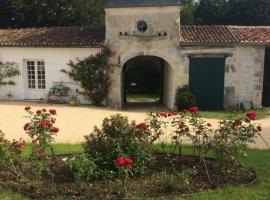 le Logis du Plessis, hotel in Chaniers
