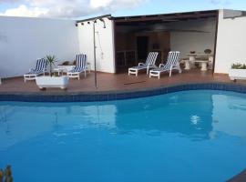 Casa la Bufona, hotell med pool i Arrecife
