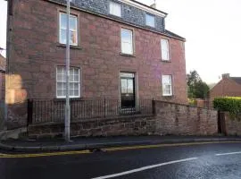 The Gallery Flat, 4 Tannage Brae