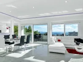 Penthouse Lush Makarska