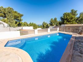 Villa en Cala Vadella Familias y Parejas, hótel í Sant Josep de Sa Talaia