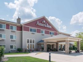 AmericInn by Wyndham Newton, hotel in Newton