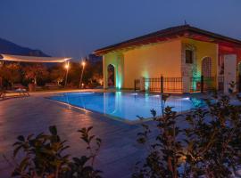 Villa Luxury House & Spa, hotel di Riva del Garda