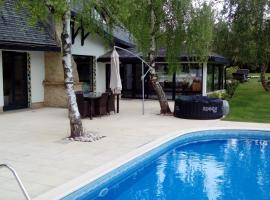 Willa SASINO, Hotel in Sasino