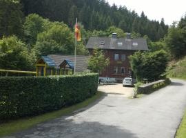 Ferienhaus Königreich - Dreistegen, allotjament a la platja a Monschau