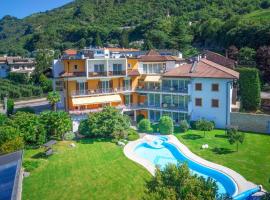 Hotel Garni Günther, hotell i Postal