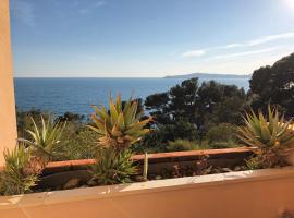 Luxurious sea view apartment: Cap d'Ail şehrinde bir lüks otel