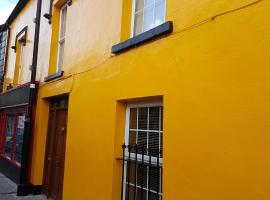Bridge House, vacation home in Carrick on Shannon