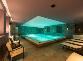 Boutique Hotel Vela Vrata – hotel w mieście Buzet