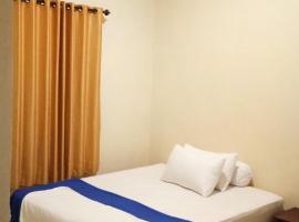 Nayang Tomia, hotel di Usuku