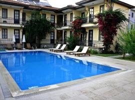 Görkem Apart Otel, bed & breakfast σε Göcek