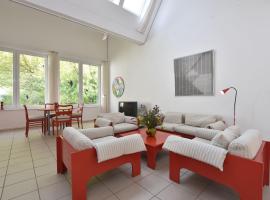 Spacious Holiday Home in K hlungsborn with Garden, vacation rental in Kühlungsborn