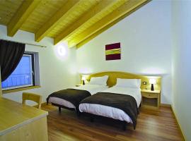 Terre Alte, hotel with parking in Buglio in Monte