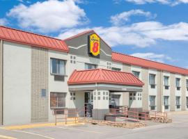 Super 8 by Wyndham Marshalltown, hotel sa parkingom u gradu Marshalltown