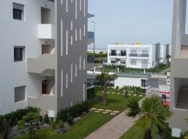 Blanca Beach vue latérale sur mer, hotel v destinaci Sidi Rahal