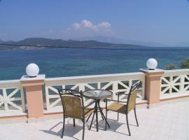 Florena Hotel, hotell i Nikiana