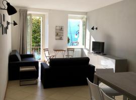 Sonny apartments, hotel a Malcesine