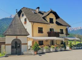 Guest House Vila Moj Mir: Rateče şehrinde bir otel