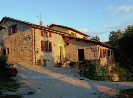 Cottage in Marche near Ski Slopes, hotel v destinaci Apecchio
