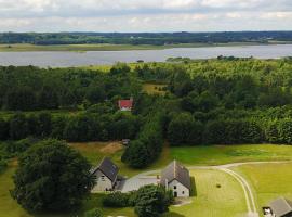 Bøllingsø Feriehus, Ferienunterkunft in Silkeborg