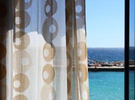 Cala Dogana Guest House, holiday rental in Levanzo