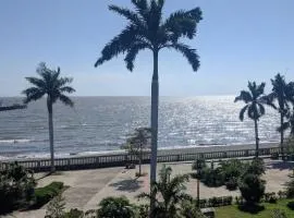 Hotel El Maltese - Lakefront