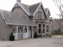 Avondale House, guest house in Kingussie