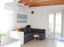 Lari Home, beach rental in Primošten