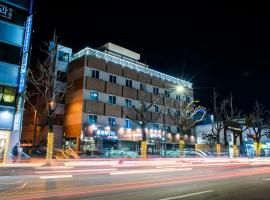 Gangneung Donga Hotel, hotel em Gangneung