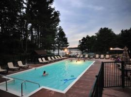Sunset Bay Resort & Suites, hotel in Wisconsin Dells