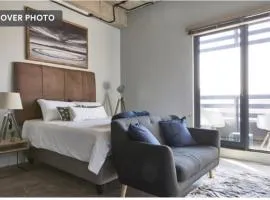 Urban sky studio @ Hallmark House