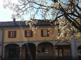 casa zazalica, отель типа «постель и завтрак» в городе Бинаско