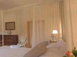 B&B Palazzo Mattei, bed & breakfast kohteessa Novafeltria
