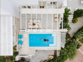 Villa Nausithoe, holiday home in Logaras