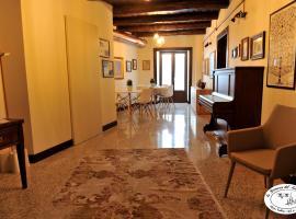 La Dimora del Musicante HomeGallery, hotel en Viggiano