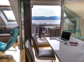 Luxury 3-bedroom apartment Zen, hotel v destinaci Bol