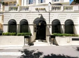 Hotel De Monaco