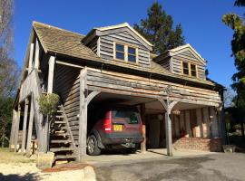 Greencourt Loft - The Cotswold Way, Stroud, homestay in Stonehouse