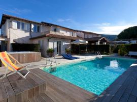 Hotel Villa Smeraldo – hotel w mieście Orbetello