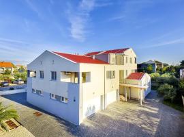 Apartments Glavan, hotel em Privlaka