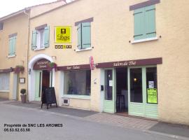 Les Aromes, hotel v destinácii Négrondes