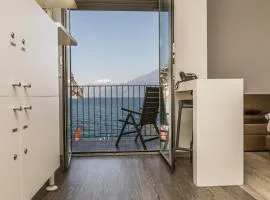 Campione Univela Rooms & Beds - Private Beach