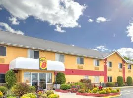 Super 8 by Wyndham Medina
